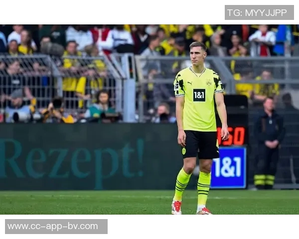 多特蒙德希望续约施洛特贝克并考虑加入解约条款以保留其服务